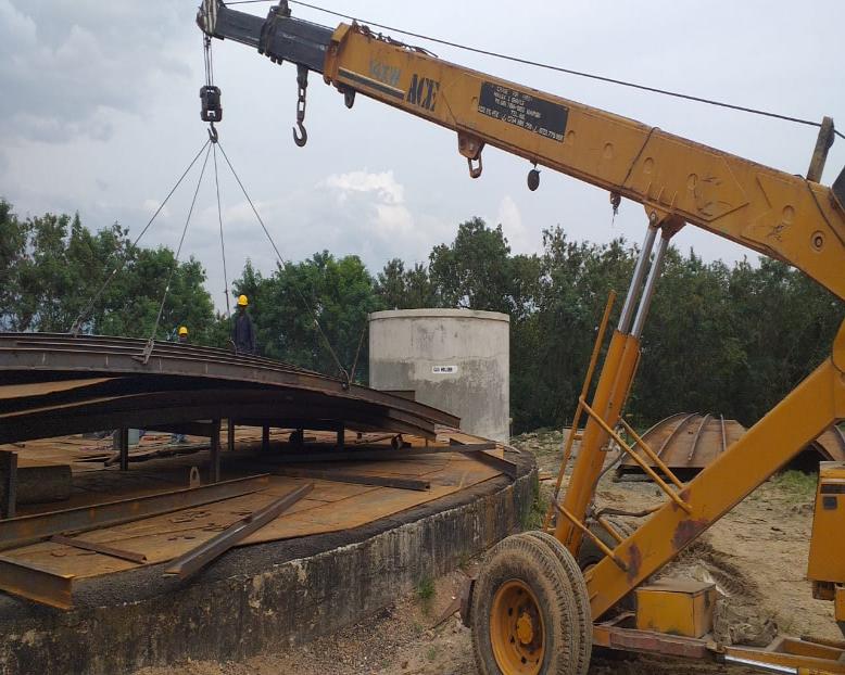 Crane lifting steelwork