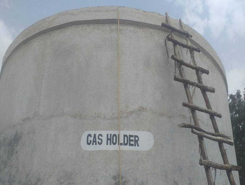 Gas holder tank